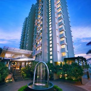 Golden Tulip Balikpapan Hotel & Suites